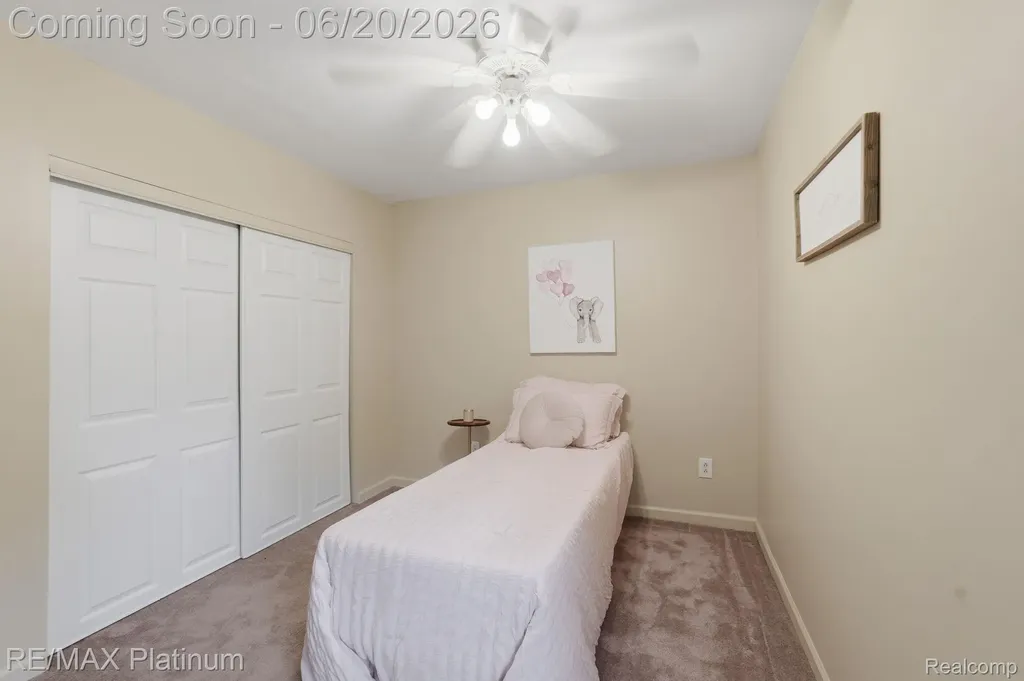 15921 W M 36 Pinckney Village MI 48169