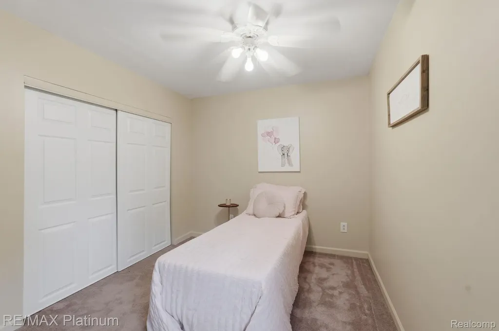 15921 W M 36 Putnam Township MI 48169