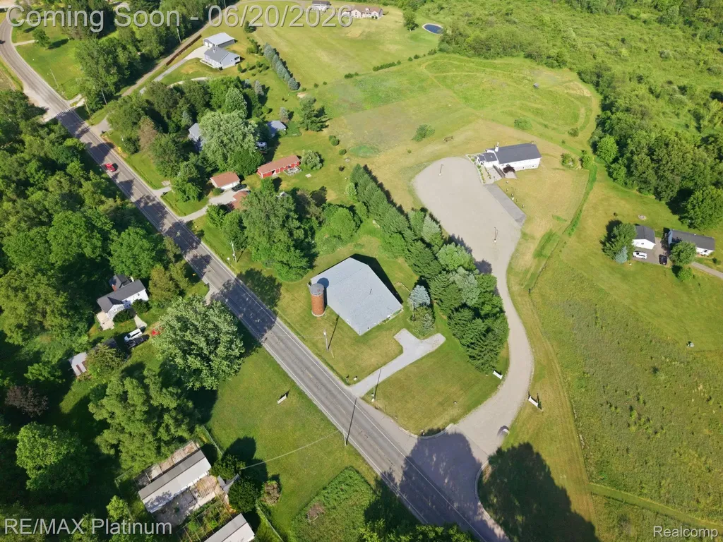 15921 W M 36 Pinckney Village MI 48169