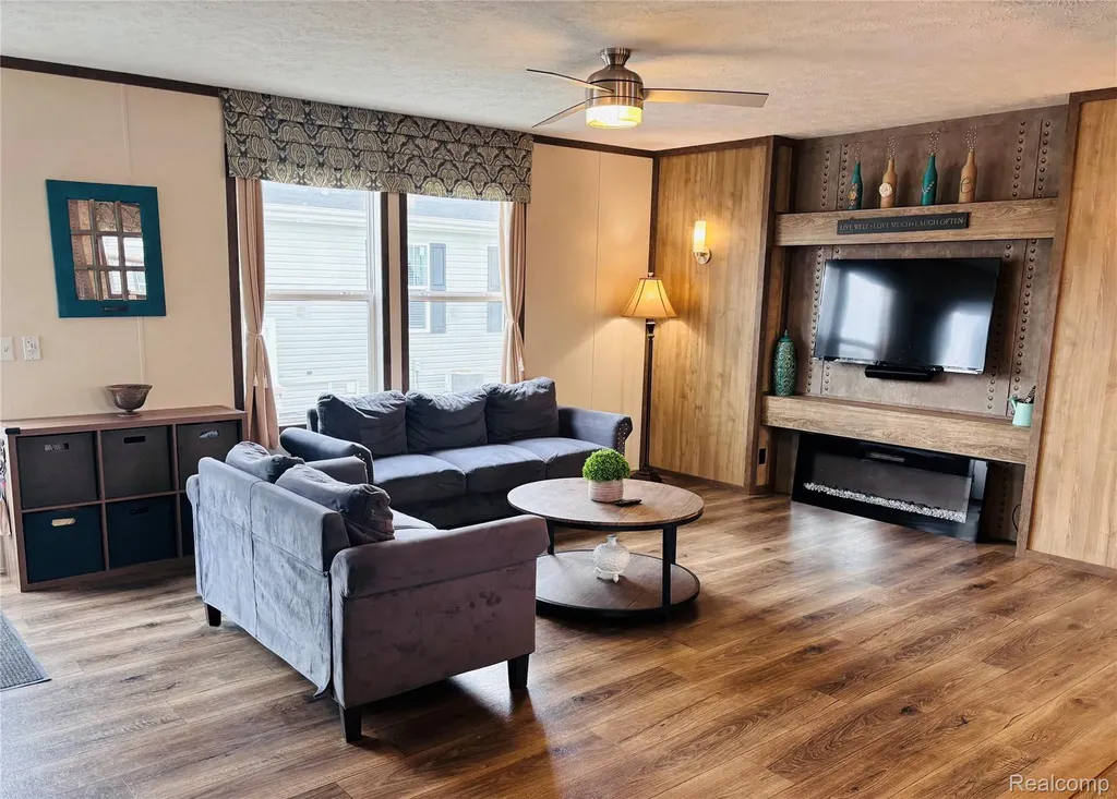 37886 Wolcott Lane New Haven Village MI 48048