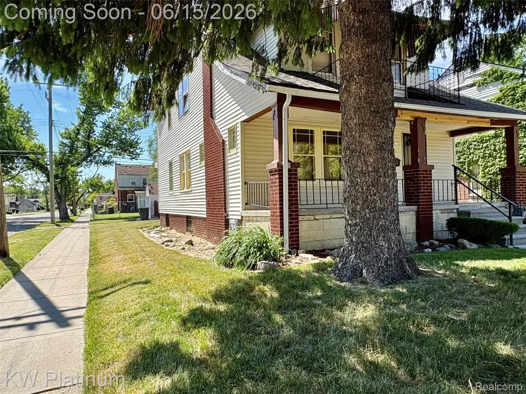 15803 Biltmore Street Detroit City MI 48227