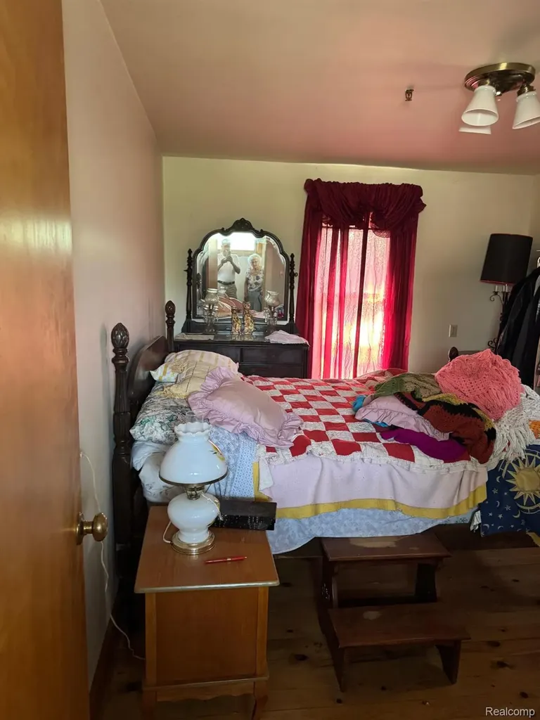 1684 Baldwin Avenue Oakland Charter Township MI 48340