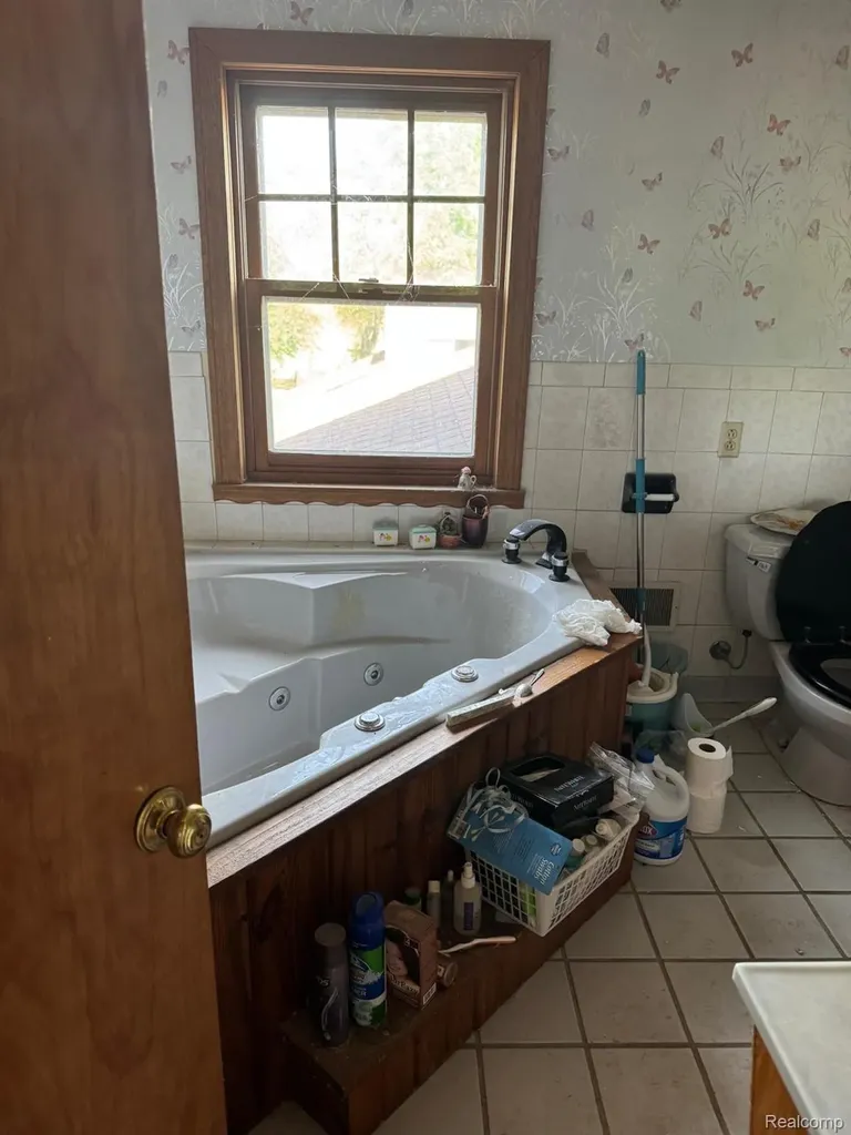1684 Baldwin Avenue Oakland Charter Township MI 48340