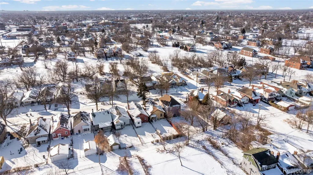 9304 Otsego Street Detroit City MI 48204