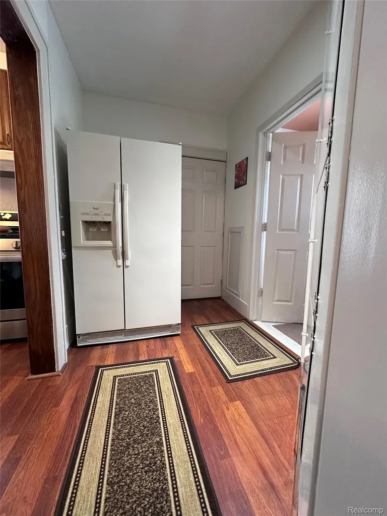 13848 Lanson Avenue Dearborn City MI 48126