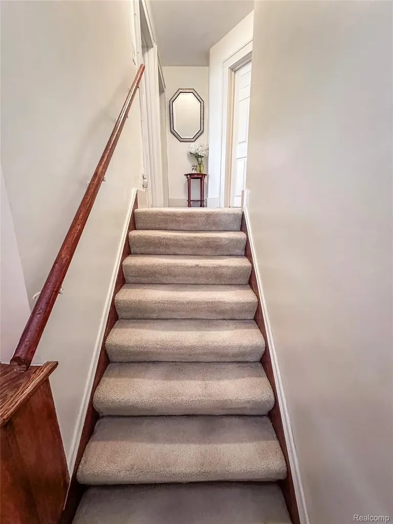 13848 Lanson Avenue Dearborn City MI 48126