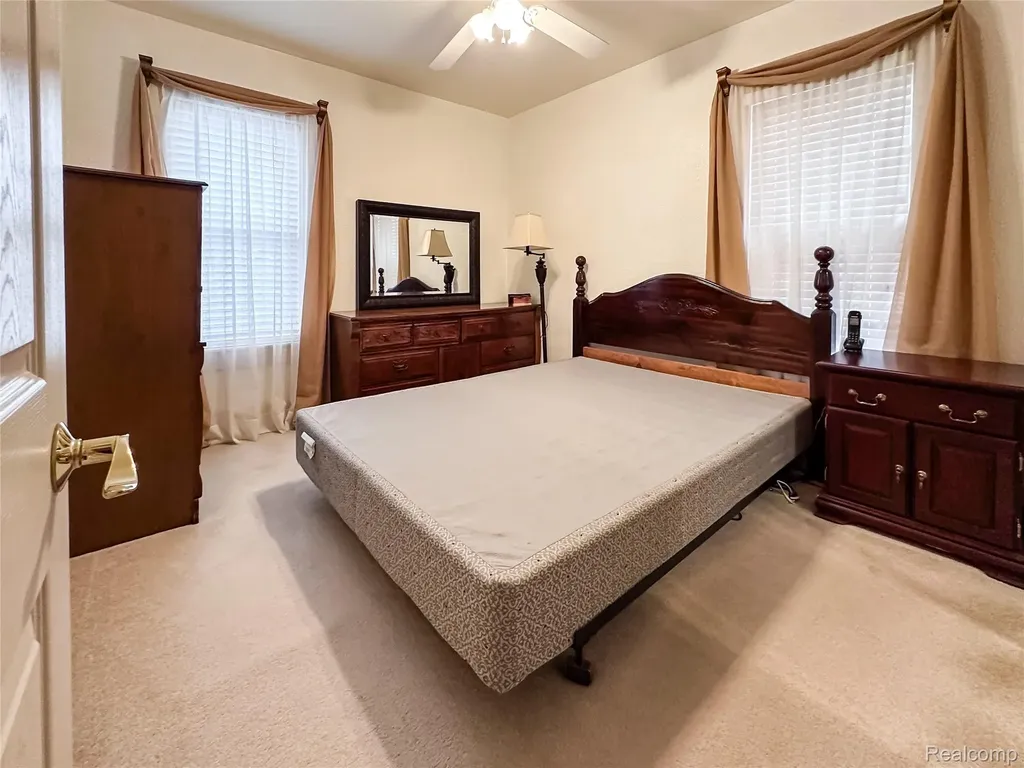 13848 Lanson Avenue Dearborn City MI 48126