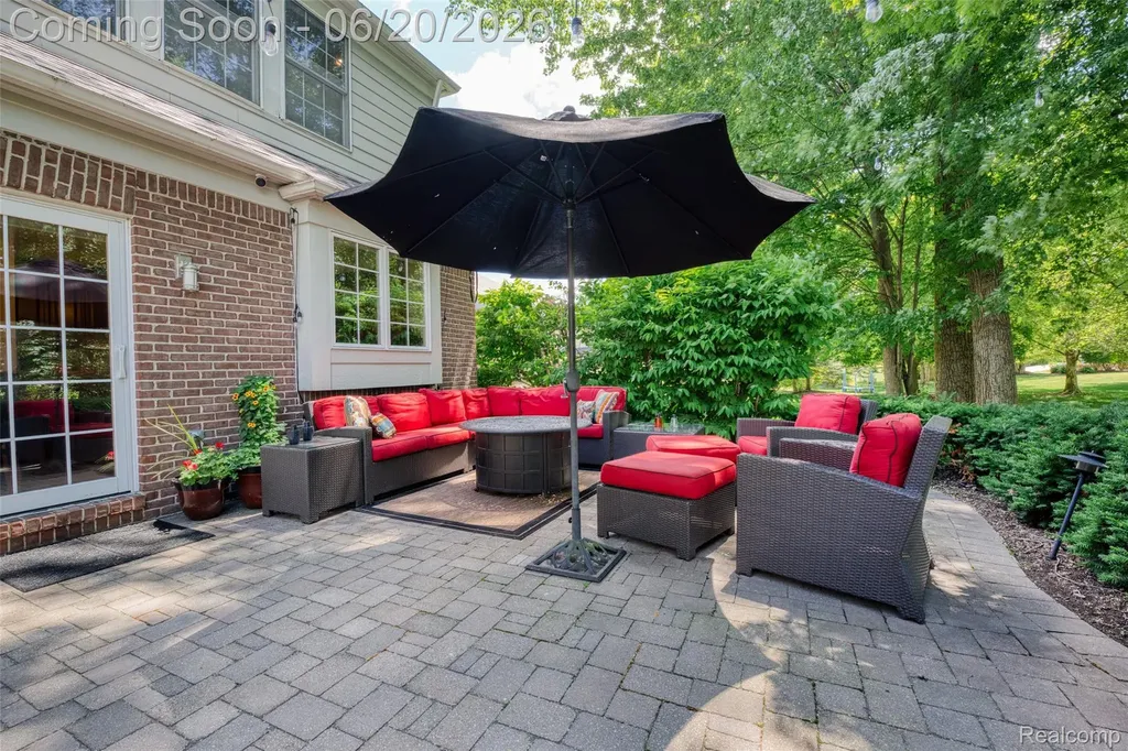 1306 Legacy Court Canton Charter Township MI 48187