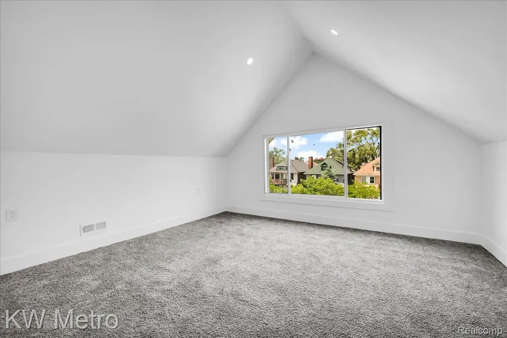1685 Glynn Court Detroit City MI 48206
