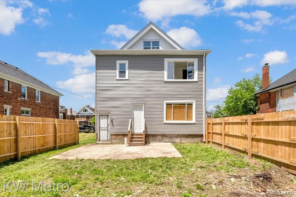 1685 Glynn Court Detroit City MI 48206