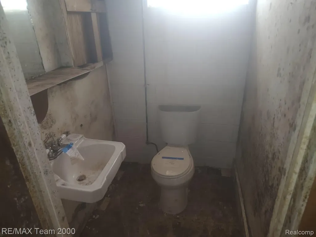 16803 Normandy Street Detroit City MI 48221