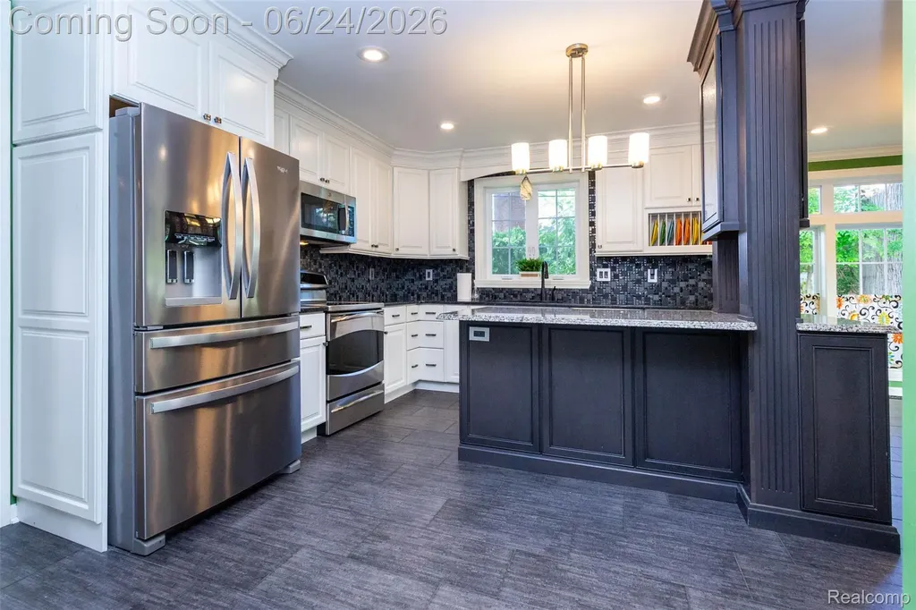 21170 Outer Drive Dearborn City MI 48124