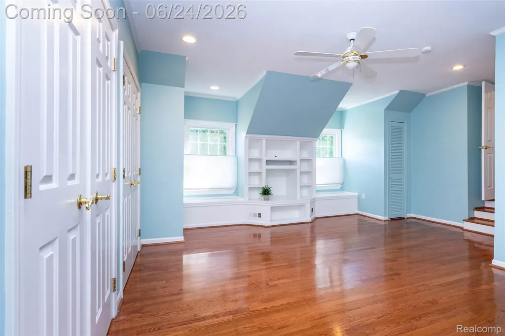 21170 Outer Drive Dearborn City MI 48124
