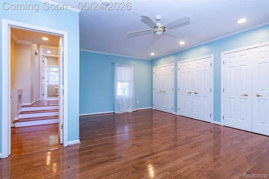 21170 Outer Drive Dearborn City MI 48124