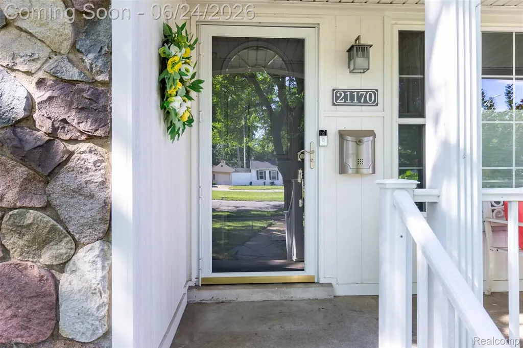 21170 Outer Drive Dearborn City MI 48124