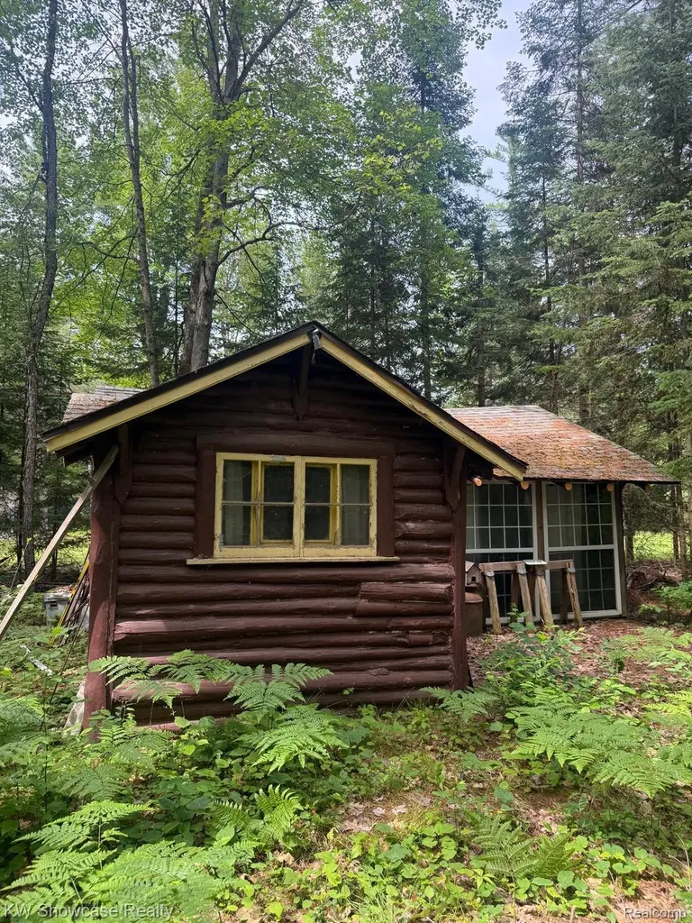 1340 Cauchy Road Mentor Township MI 48647