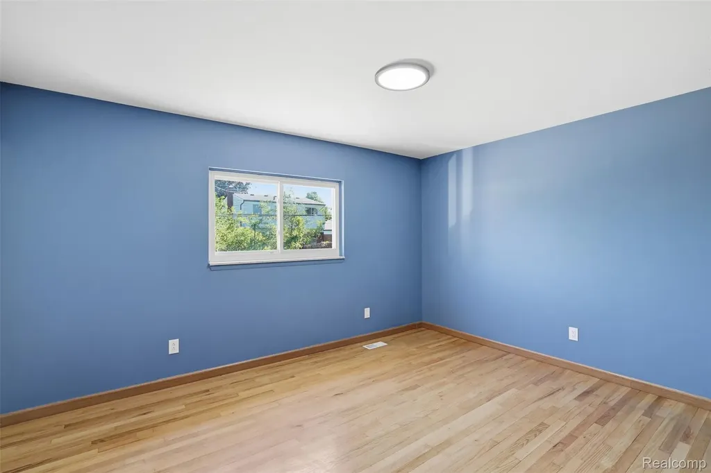 3418 Winterfield Drive Warren City MI 48092