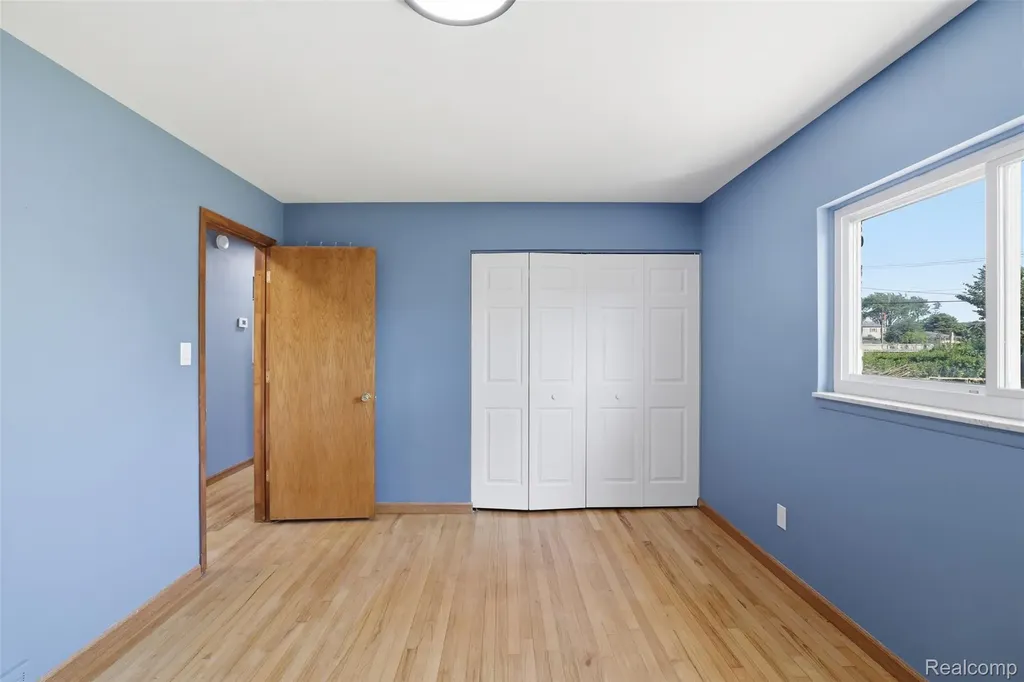 3418 Winterfield Drive Warren City MI 48092