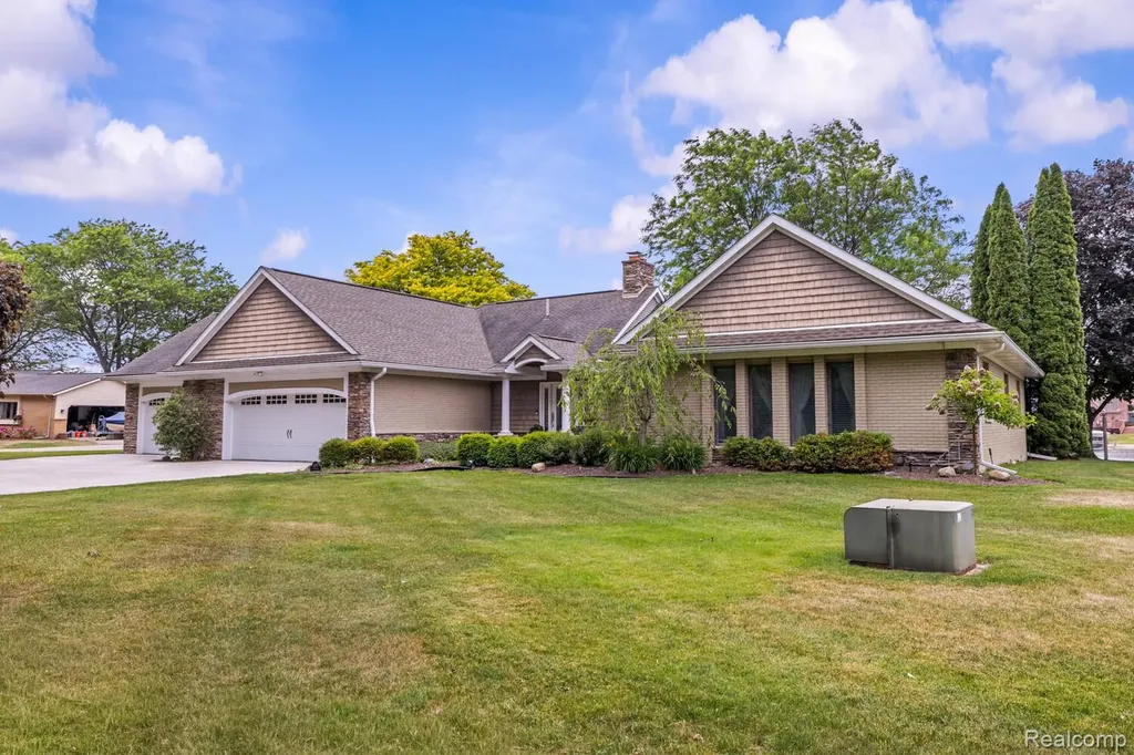 4178 Chevron Drive Highland Charter Township MI 48356