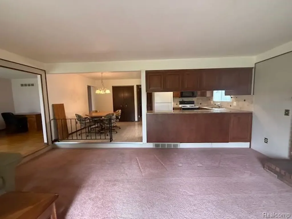 14322 Four Lakes Drive Sterling Heights City MI 48313