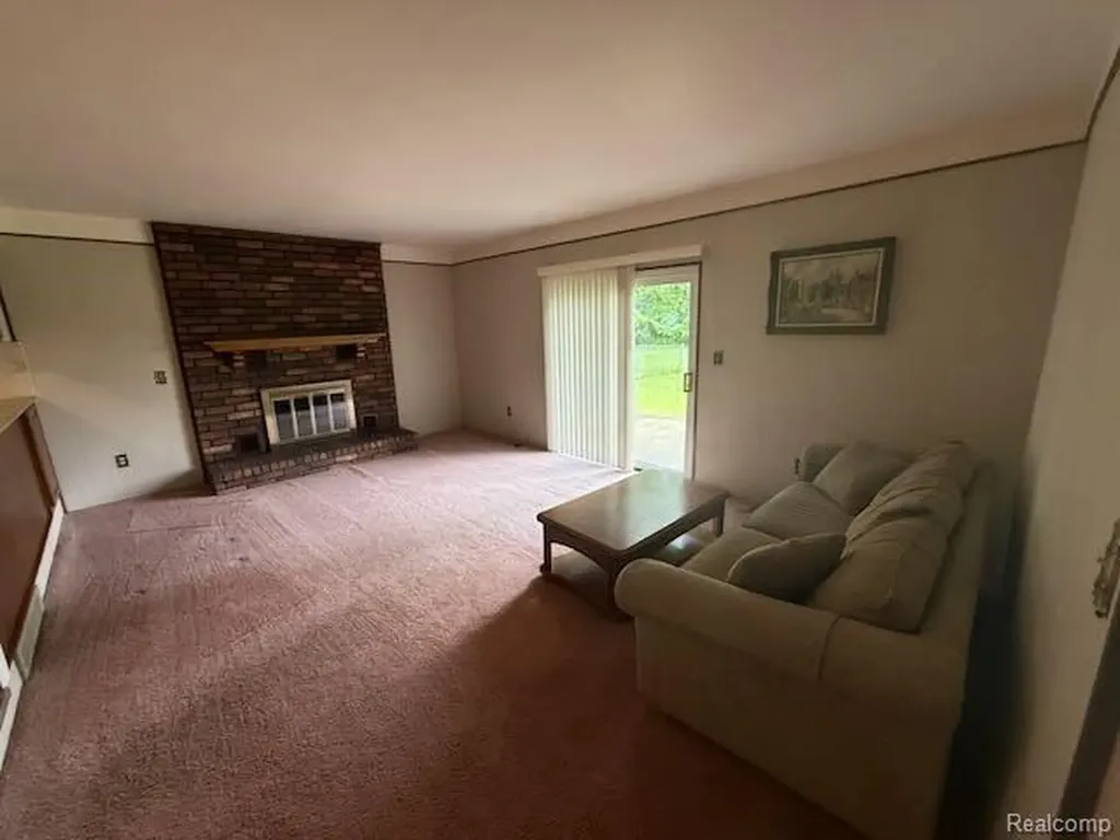 14322 Four Lakes Drive Sterling Heights City MI 48313