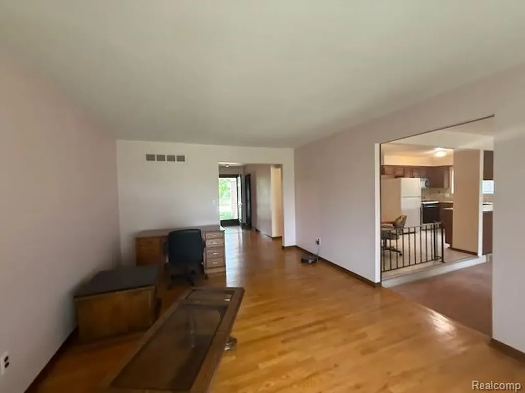 14322 Four Lakes Drive Sterling Heights City MI 48313