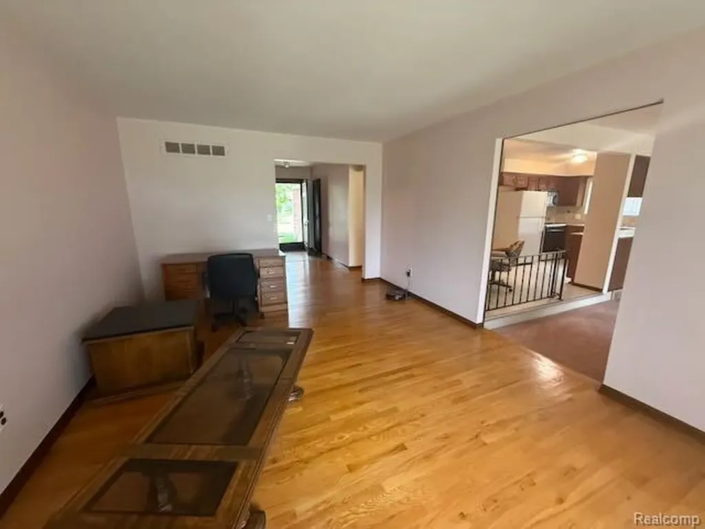 14322 Four Lakes Drive Sterling Heights City MI 48313
