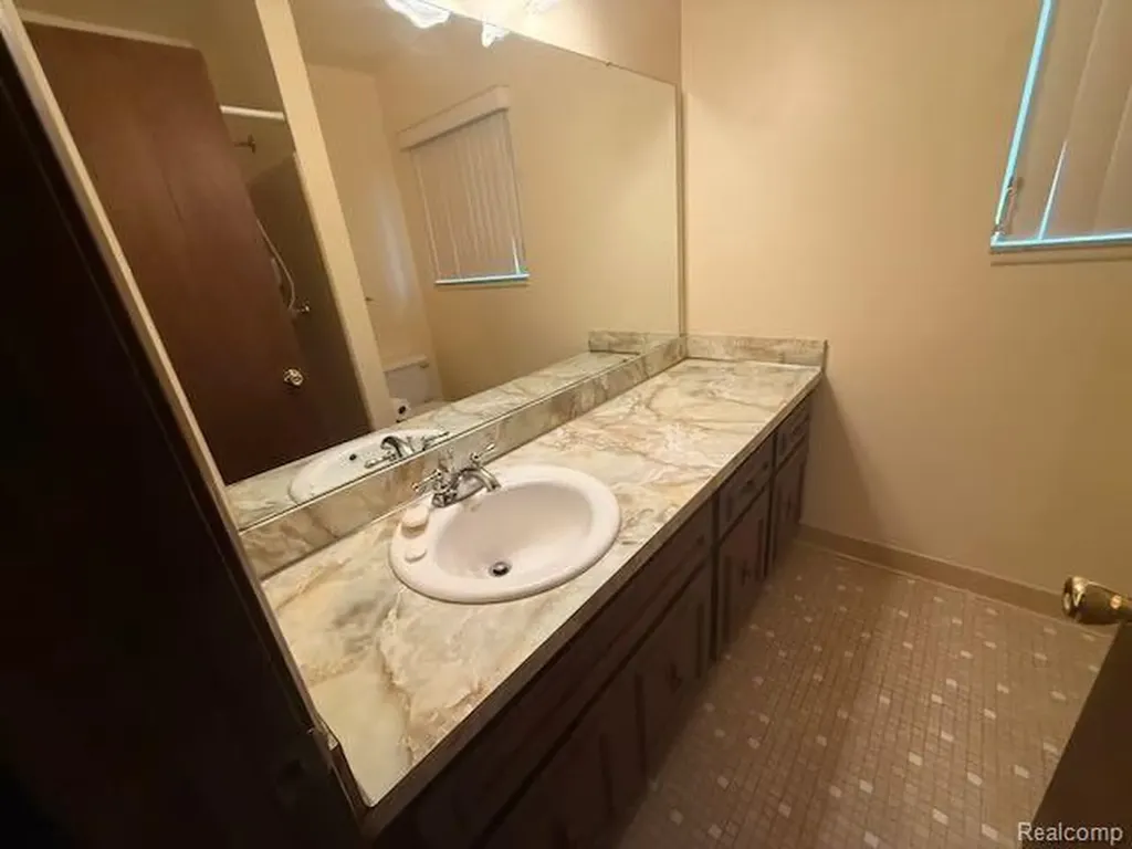 14322 Four Lakes Drive Sterling Heights City MI 48313