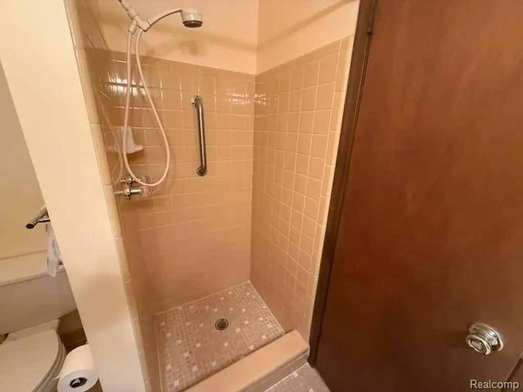 14322 Four Lakes Drive Sterling Heights City MI 48313