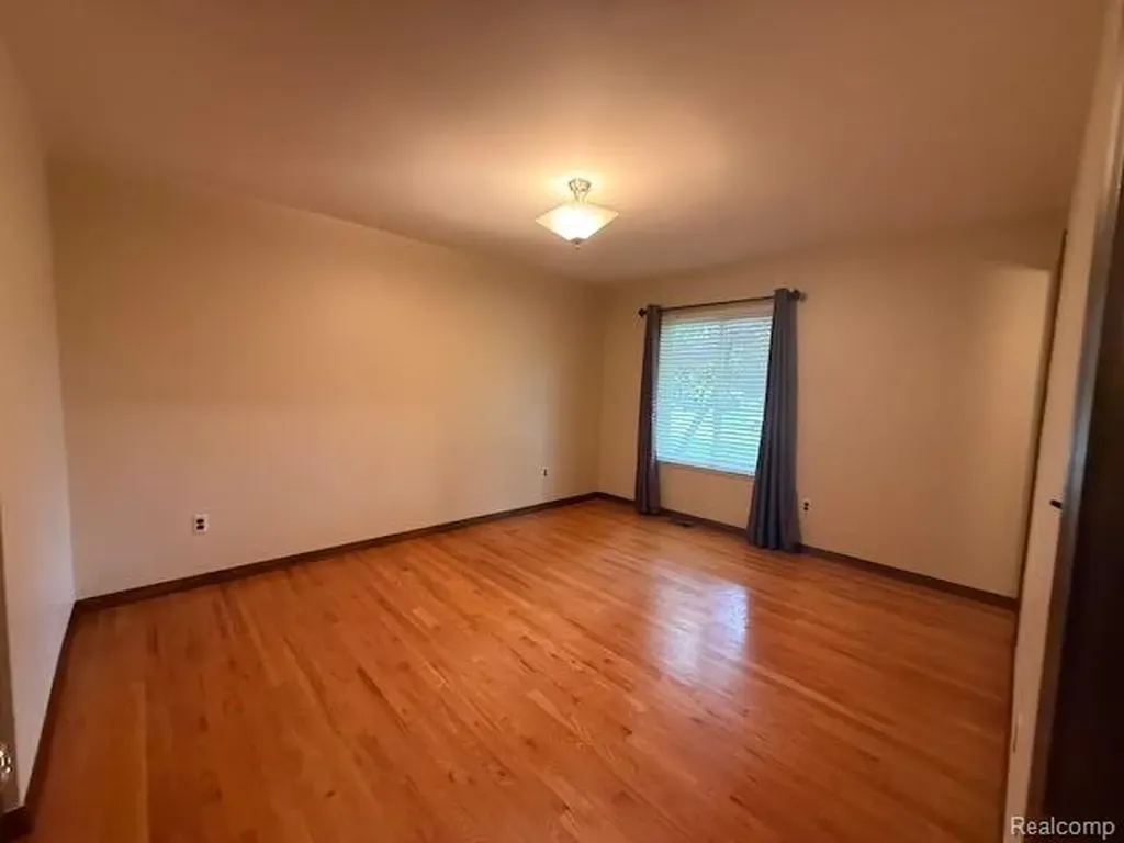 14322 Four Lakes Drive Sterling Heights City MI 48313