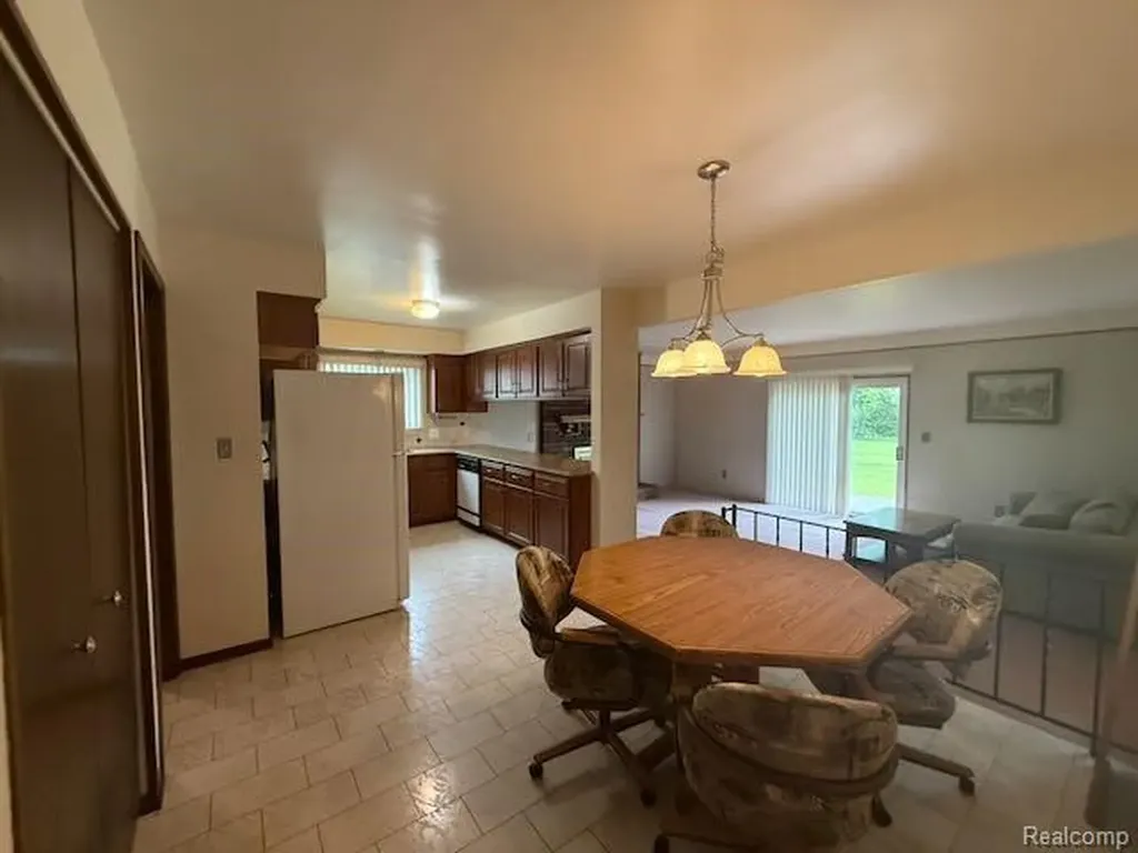 14322 Four Lakes Drive Sterling Heights City MI 48313