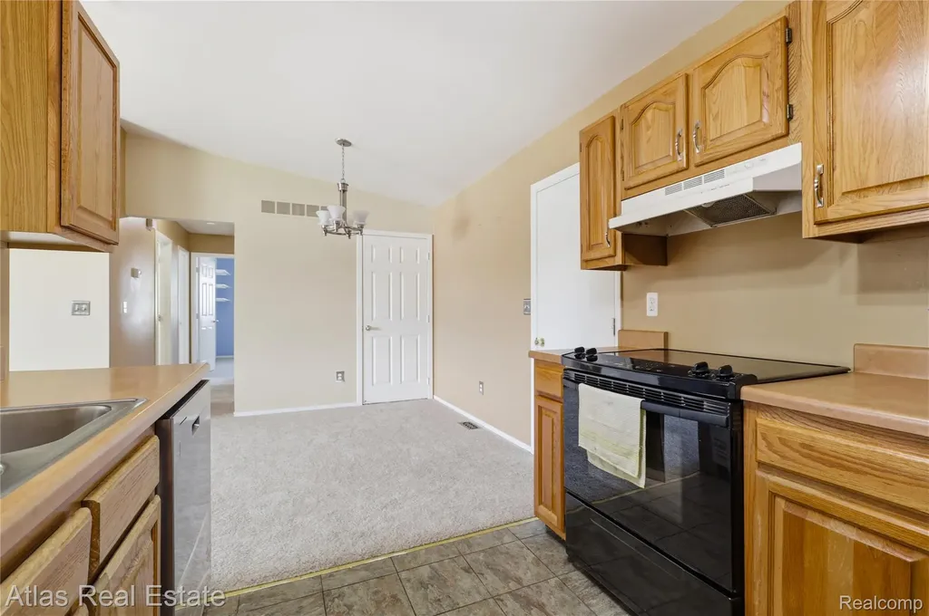 1117 Lake Shore Circle Mundy Township MI 48439