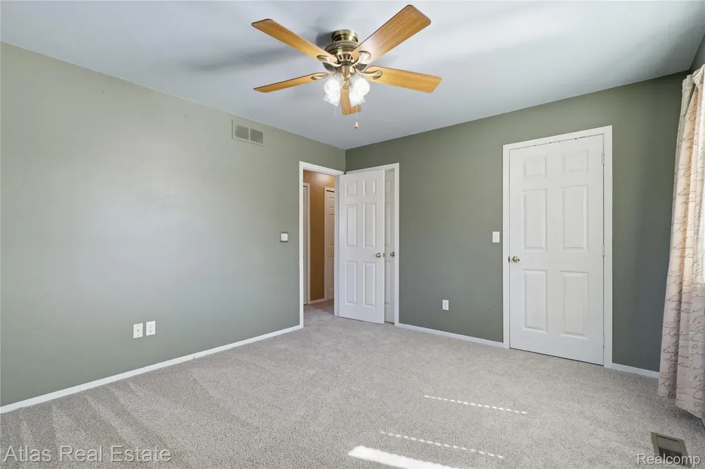 1117 Lake Shore Circle Mundy Township MI 48439