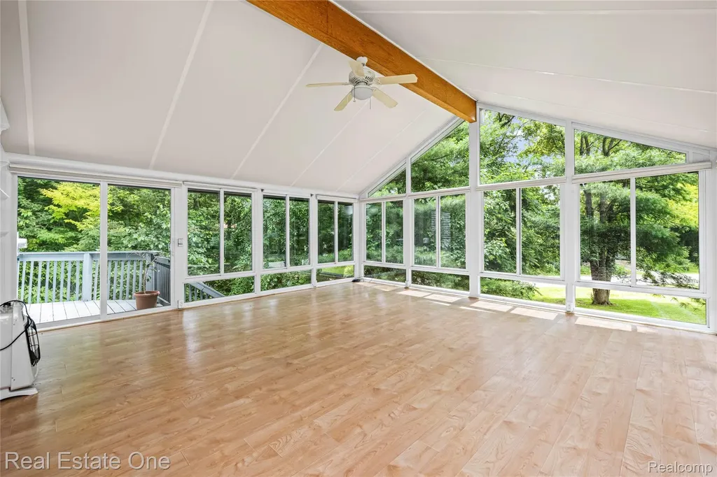4642 Ponderosa Street Oakland Charter Township MI 48382
