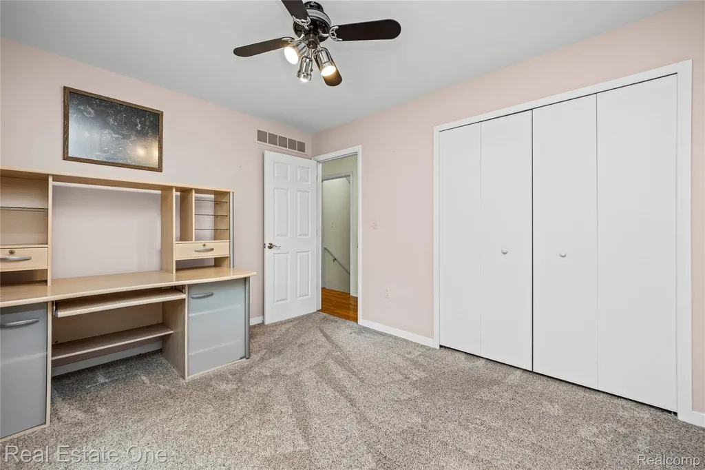 4642 Ponderosa Street Oakland Charter Township MI 48382