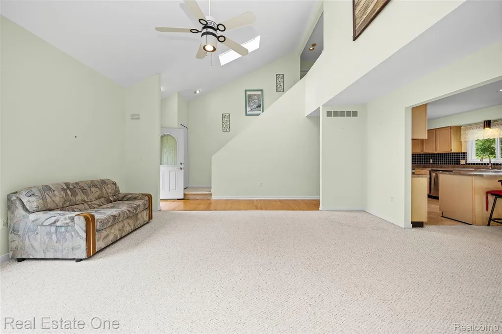 4642 Ponderosa Street Oakland Charter Township MI 48382