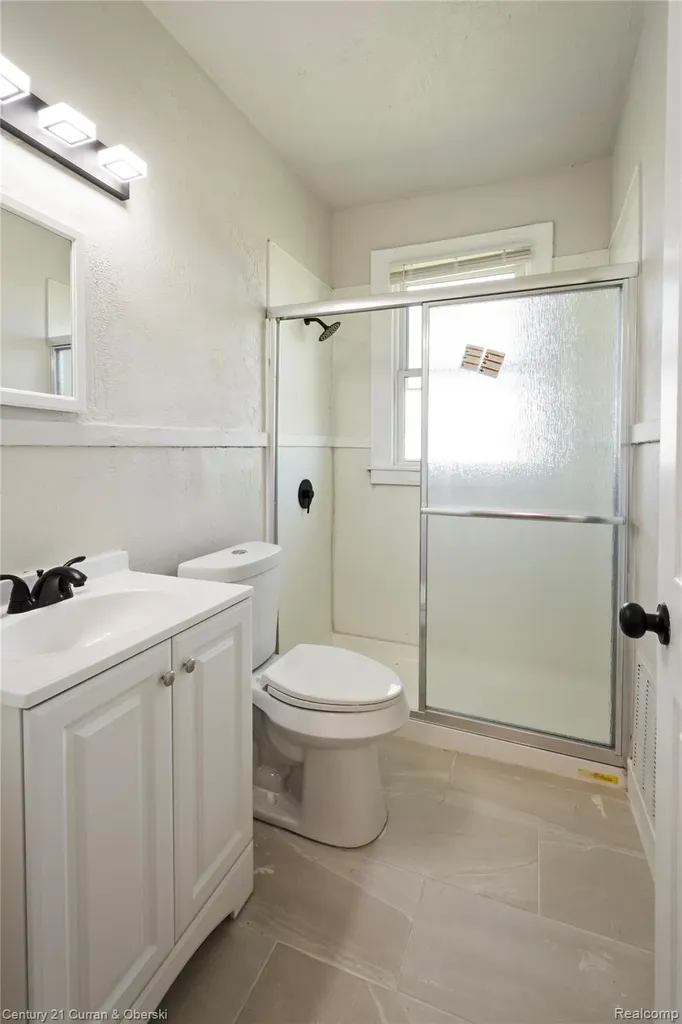 3725 Glynn Court Detroit City MI 48206