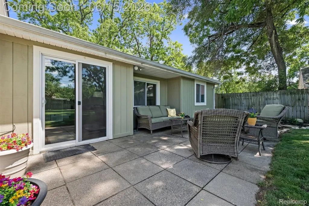 870 Pine Tree Road Orion Charter Township MI 48362