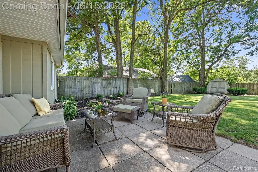870 Pine Tree Road Orion Charter Township MI 48362