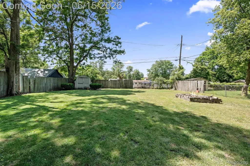 870 Pine Tree Road Orion Charter Township MI 48362