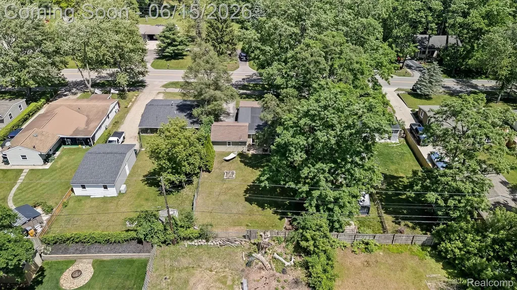 870 Pine Tree Road Orion Charter Township MI 48362