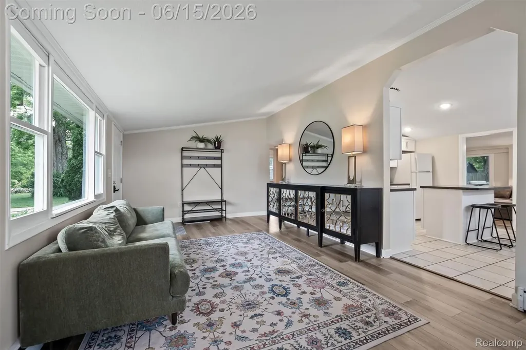 870 Pine Tree Road Orion Charter Township MI 48362