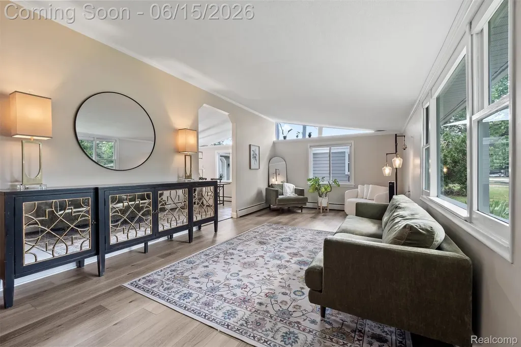 870 Pine Tree Road Orion Charter Township MI 48362