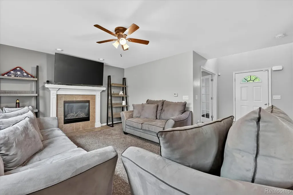 6119 Treetops Drive Romulus City MI 48174