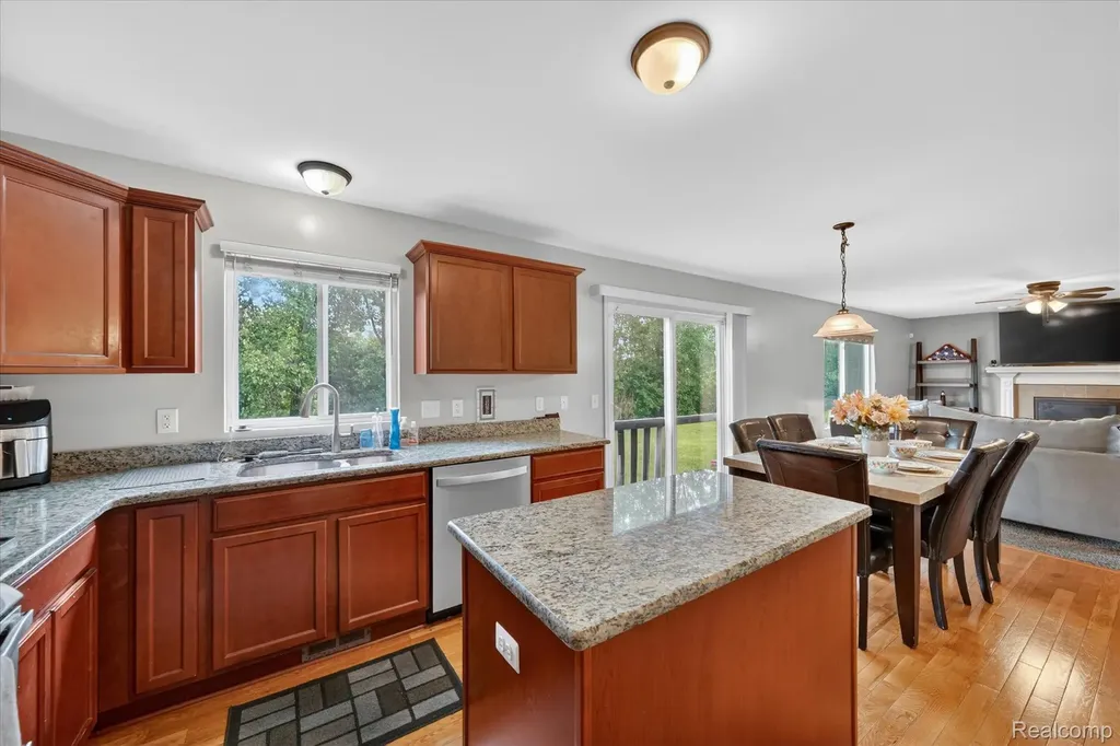 6119 Treetops Drive Romulus City MI 48174