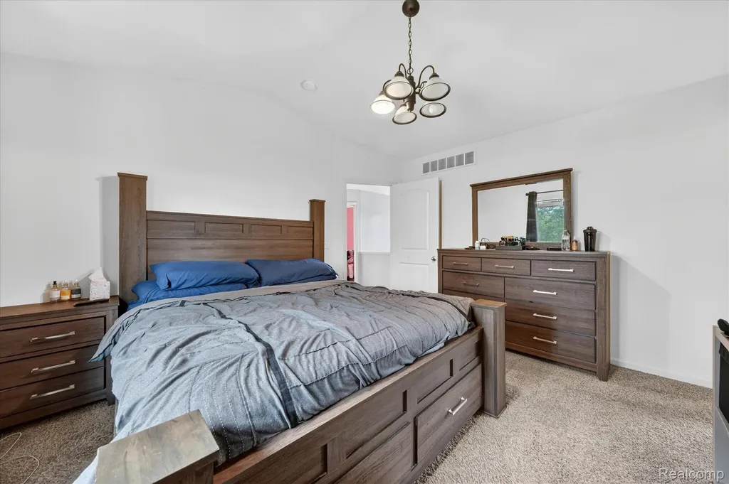 6119 Treetops Drive Romulus City MI 48174