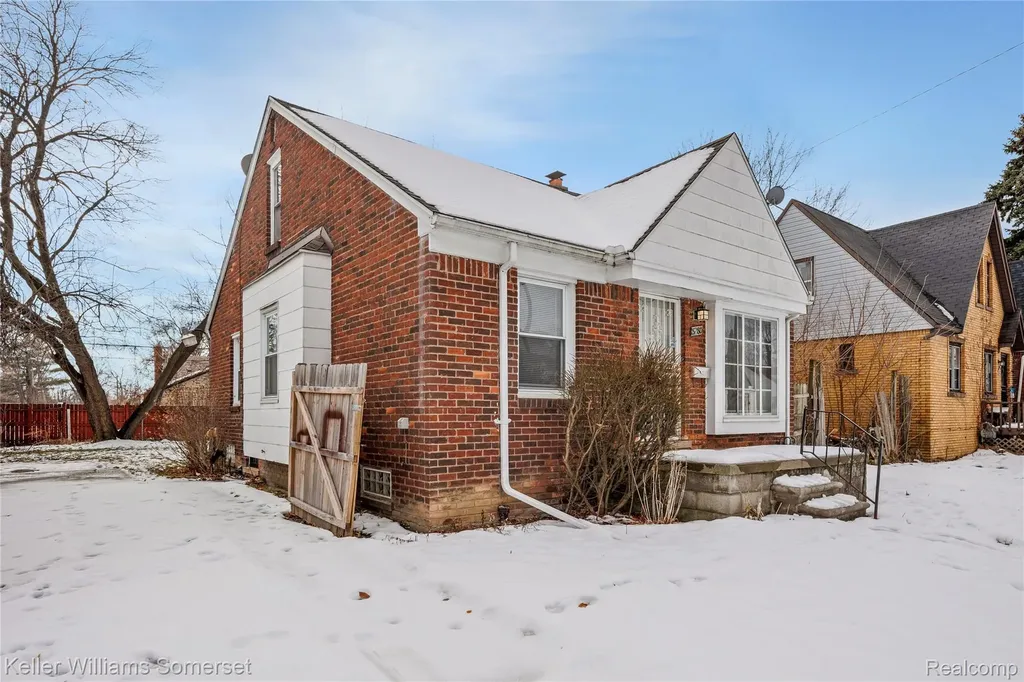 15280 Faircrest Street Detroit City MI 48205