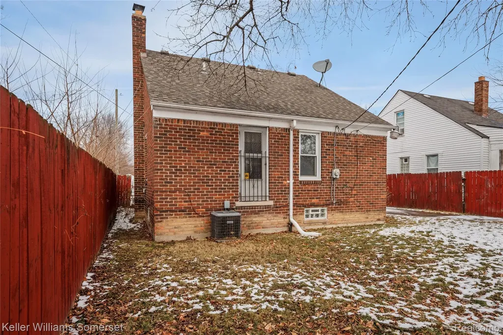 15280 Faircrest Street Detroit City MI 48205