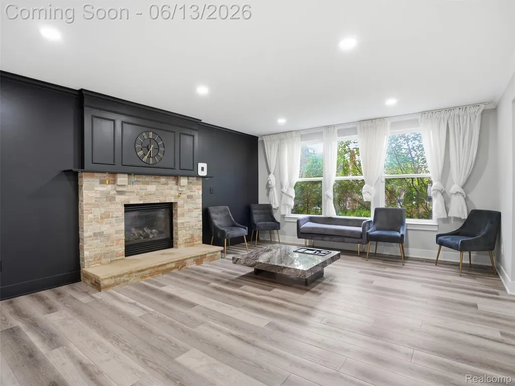 7668 Ring Neck Drive Waterford Charter Township MI 48327