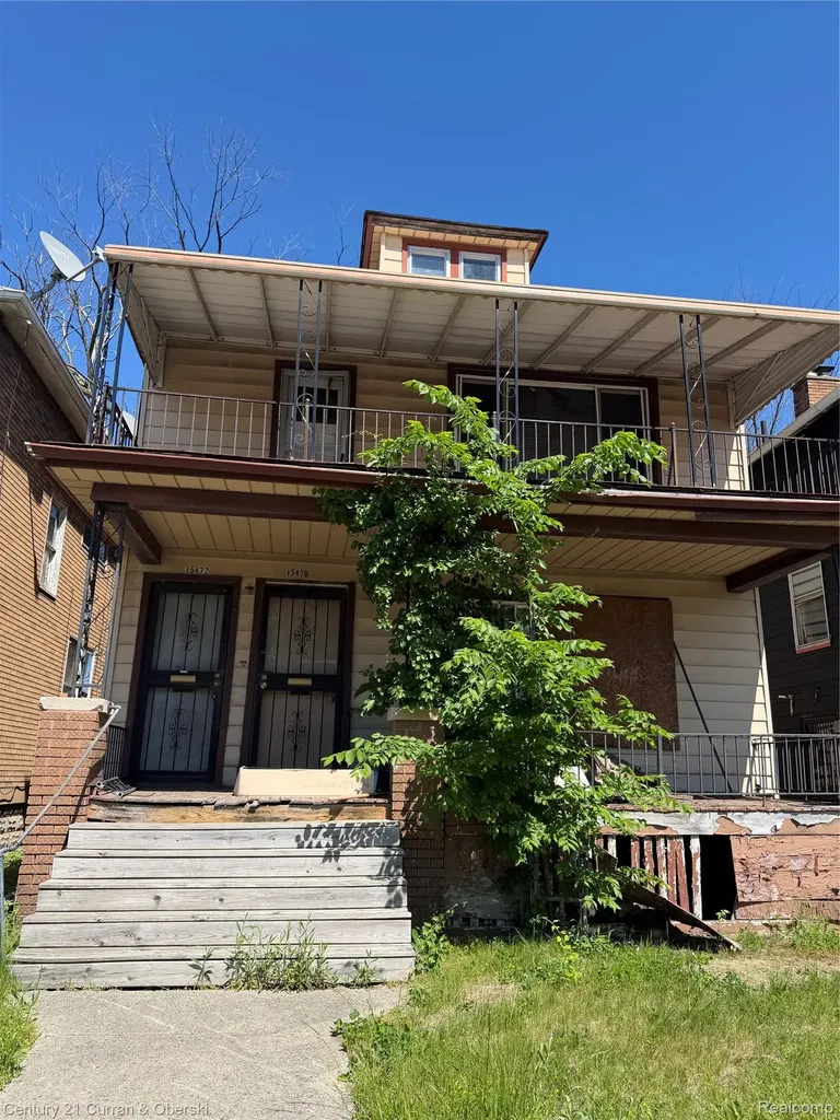 15470 Wildemere Street Detroit City MI 48238